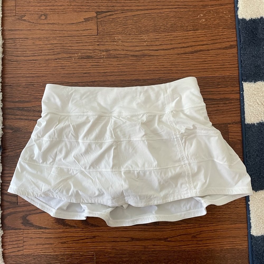pace rival mid-rise lulu lemon skirt